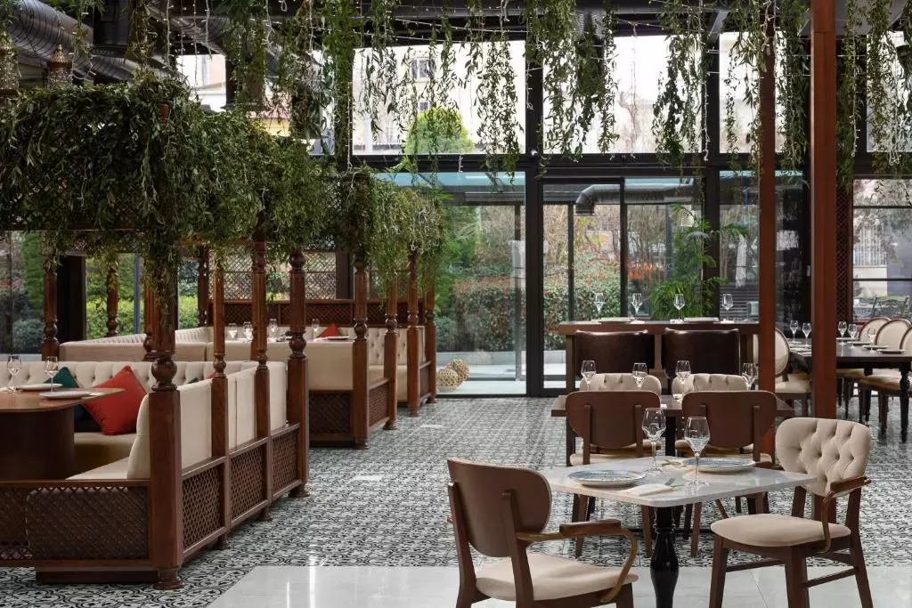 رستوران هتل شرایتون سیتی سنتر